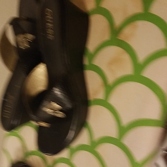 Guess Slip-on shoes - Picture 5 of 8